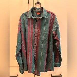 Vintage '90s style, button-down shirt